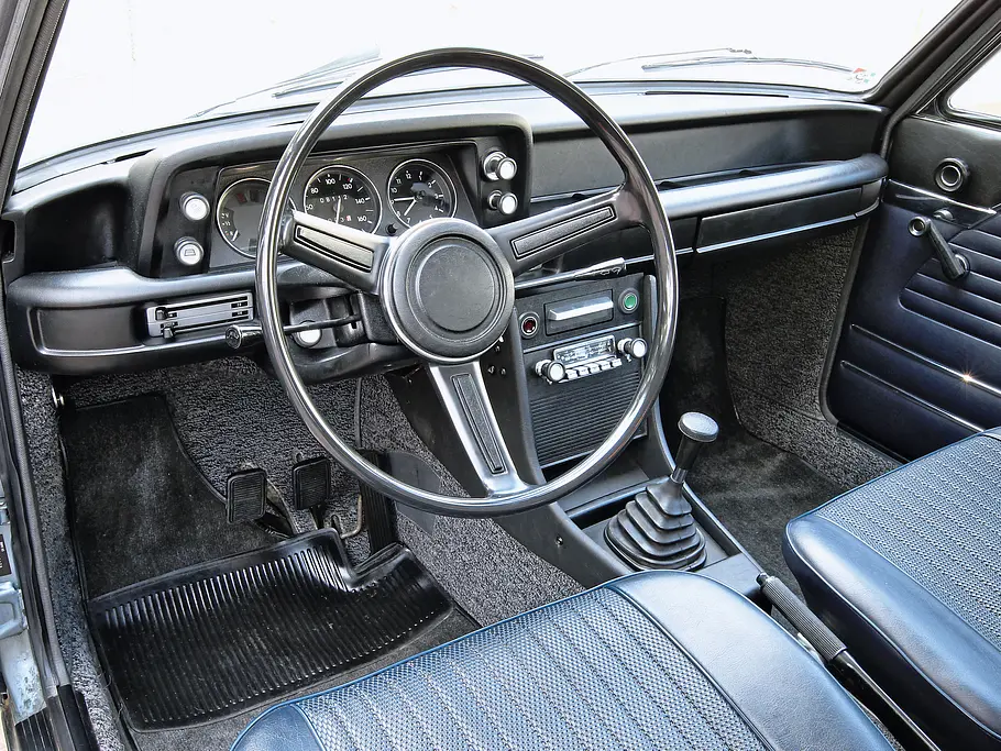 BMW 1802 touring BMW 1802 touring Kaufberatung Bilder technische Daten Cockpit