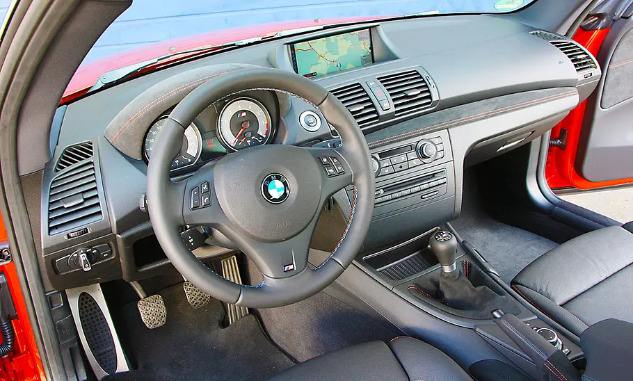 BMW 1er M Coupé (2011) Cockpit
