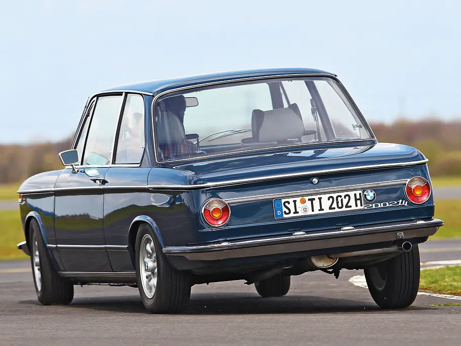 BMW 2002 tii Fahrbericht Bilder technische Daten