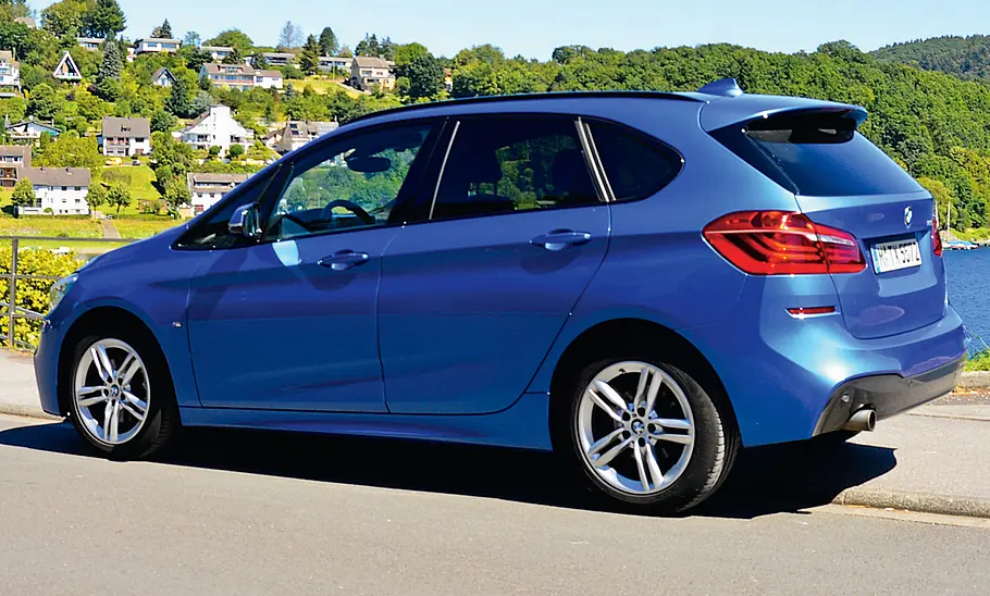 BMW 218i Active Tourer BMW 218i Active Tourer