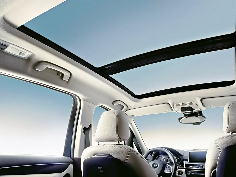 Fahrbericht: BMW 220i Gran Tourer BMW 220i Gran Tourer Fahrbericht Kompaktvan Dach