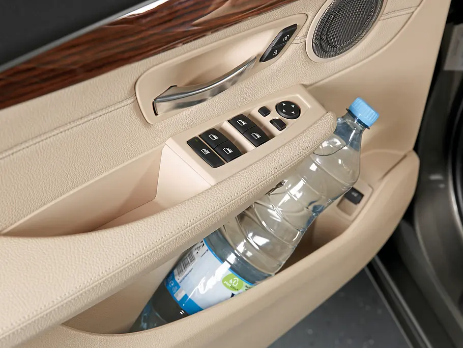 BMW 2er Active Tourer 2014 Kaufberatung Bilder Türablage