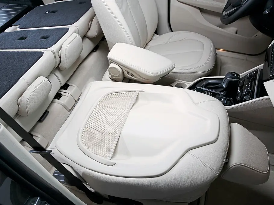 BMW 2er Active Tourer 2014 Kaufberatung Bilder Beifahrersitz