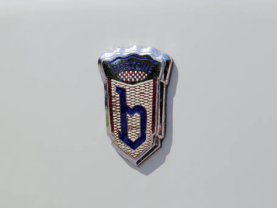 BMW 3200 CS Bertone: Reportage BMW 3200 CS Bertone Bilder technische Daten Oldtimer Reportage Logo