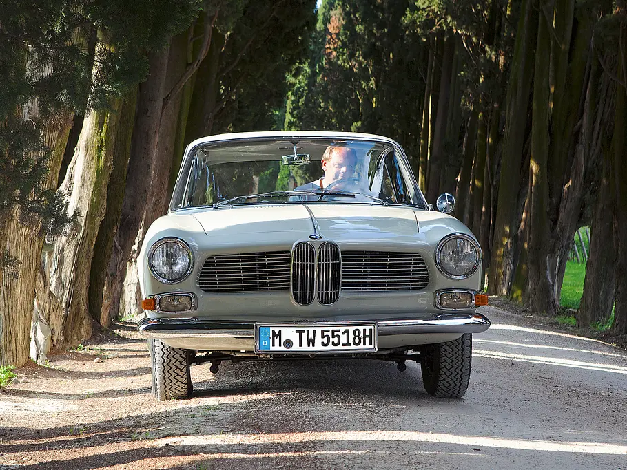 BMW 3200 CS Bertone: Reportage BMW 3200 CS Bertone Bilder technische Daten Oldtimer Reportage