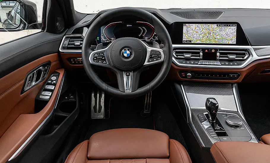 BMW 330e