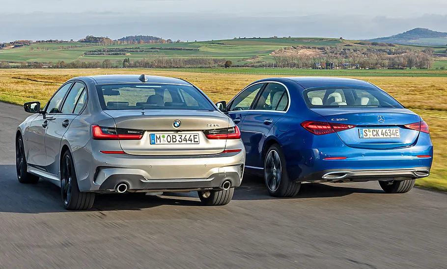 BMW 330e/Mercedes C 300 e BMW 330e/Mercedes C 300 e