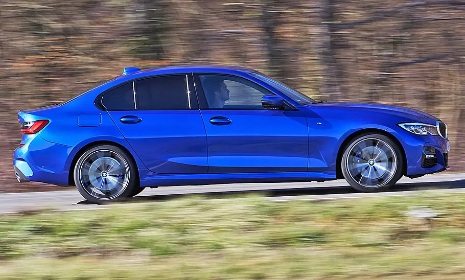 BMW 330i BMW 330i