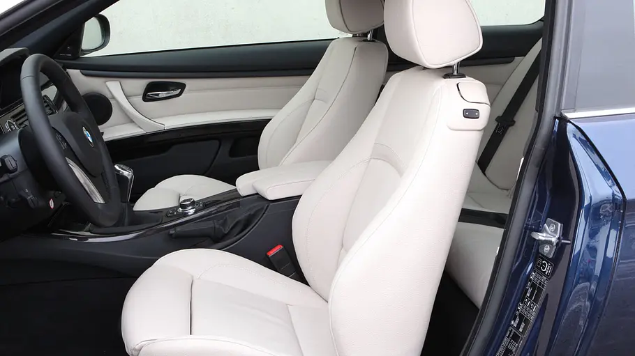 BMW 330i xDrive Coupé Die Sitze des BMW 330i xDrive Coupé