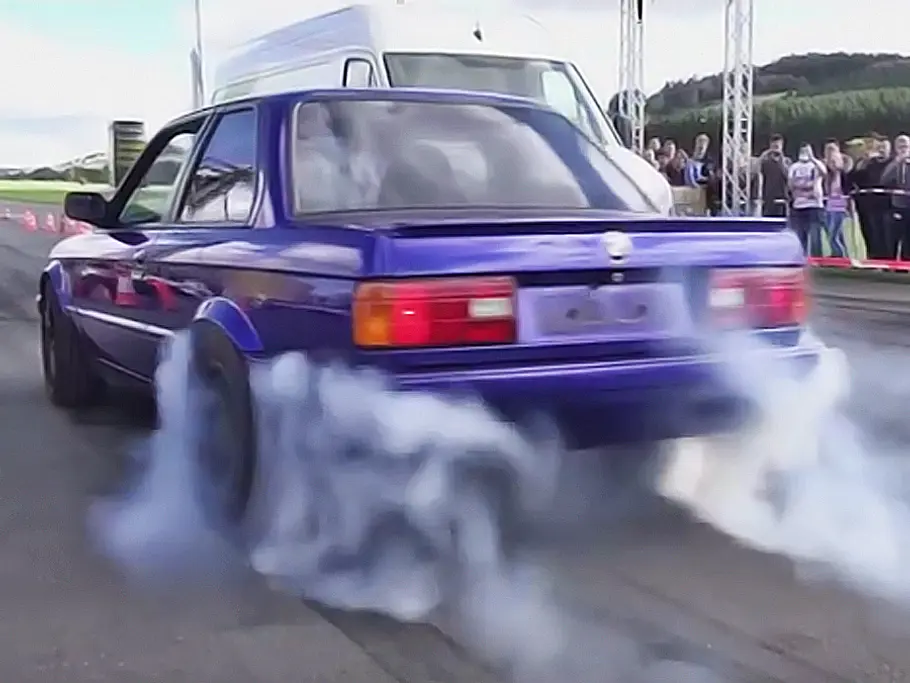 BMW 3er (E30) von Boba Motoring BMW 3er (E30) von Boba Motoring
