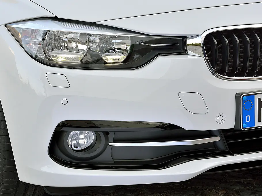 BMW 3er Facelift 2015 340i 318i Dreizylinder Modellpflege