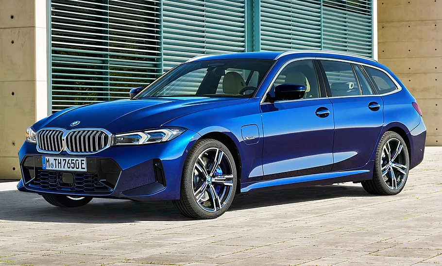 BMW 3er Touring Facelift (2022) BMW 3er Touring Facelift (2022)