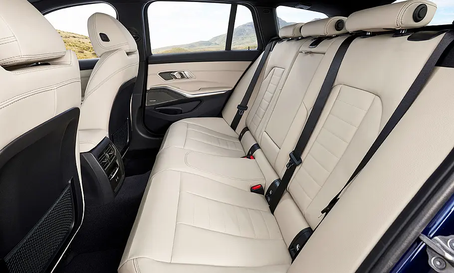 BMW 3er Touring Facelift (2022) BMW 3er Touring Facelift (2022)