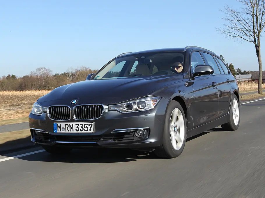 Test: BMW 320i Touring BMW 320i Touring 3er Kombi Test