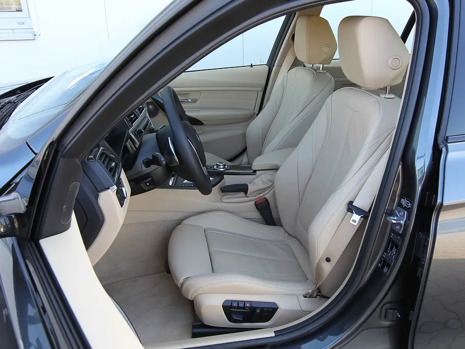 Test: BMW 320i Touring BMW 320i Touring 3er Kombi Test Sportsitze