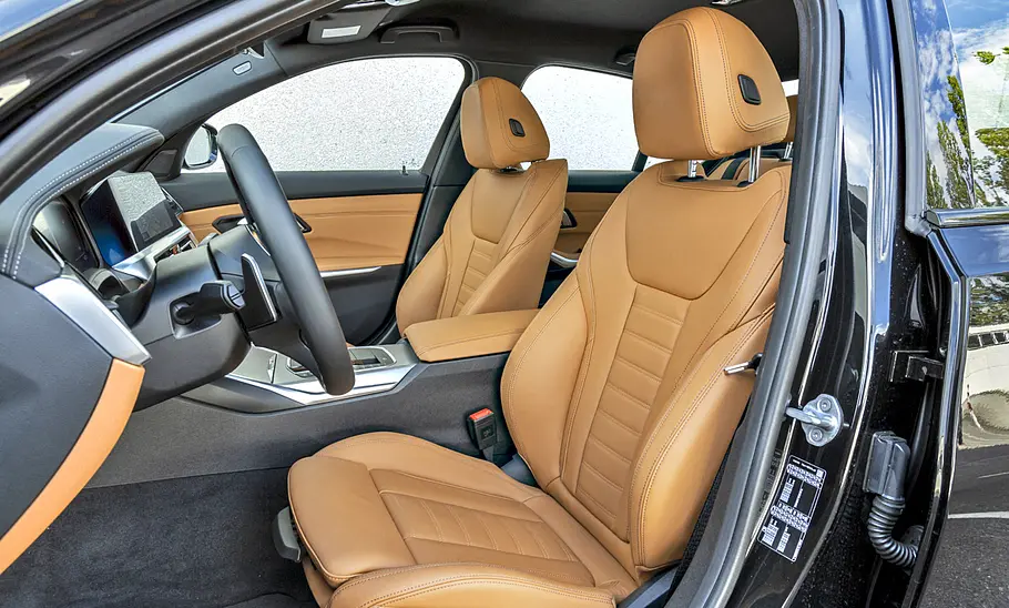 BMW 320i BMW 320i
