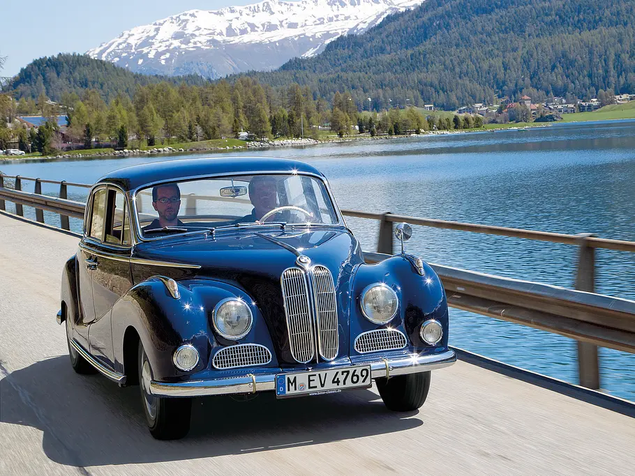 BMW 502 3,2 Super Ikone Bilder technische Daten Lampen