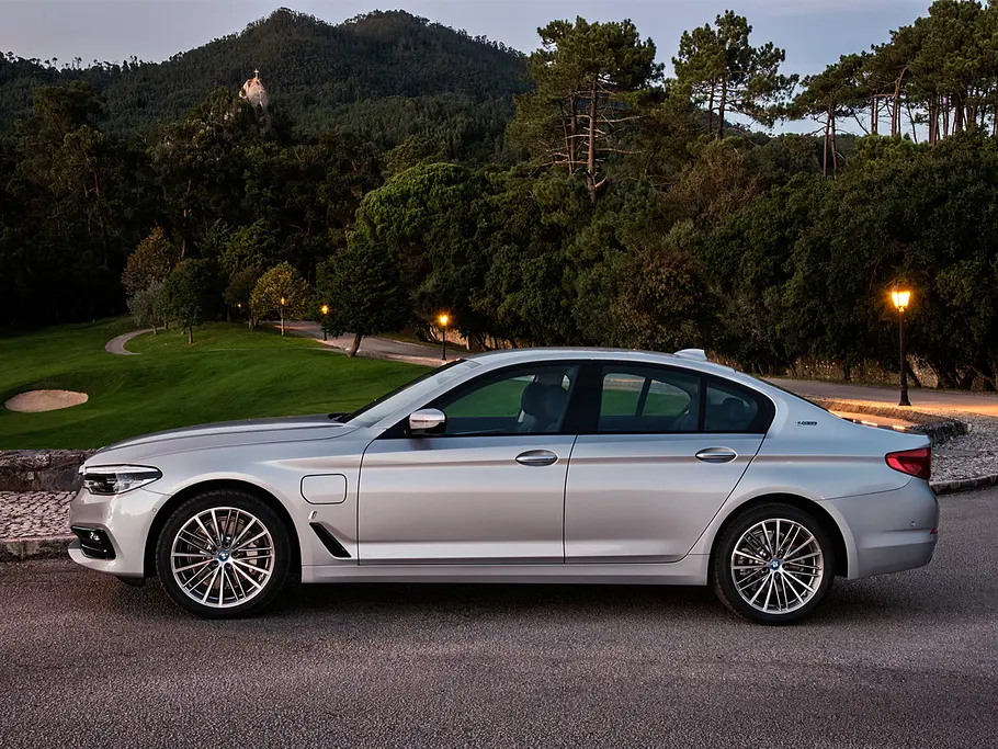 BMW 530e iPerformance (2017)