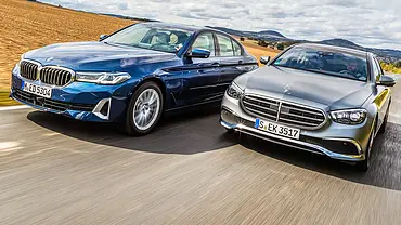 BMW 540i xDrive/Mercedes E 450 4Matic - Foto: Niklas Gotta/Aleksander Perkovic BMW 540i xDrive/Mercedes E 450 4Matic - Foto: Niklas Gotta/Aleksander Perkovic