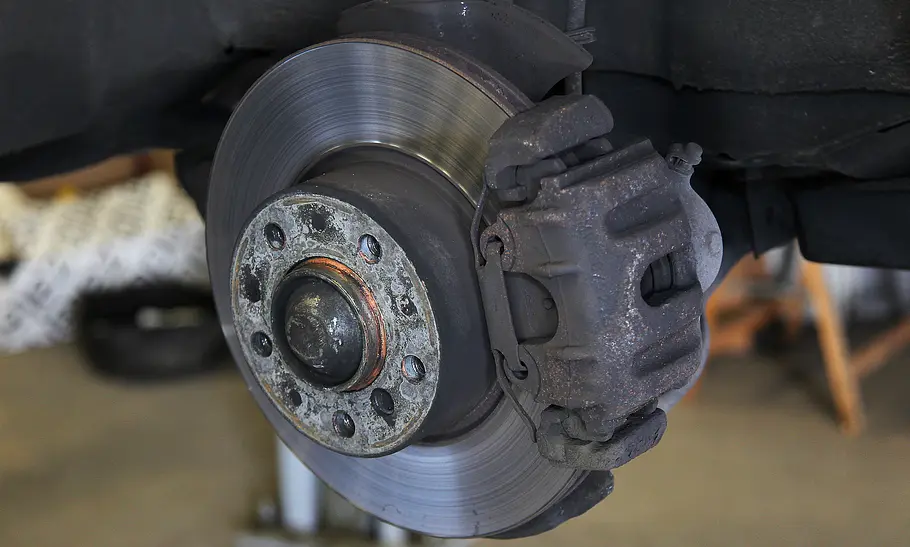 BMW E34 Die Bremsanlage des BMW E34.