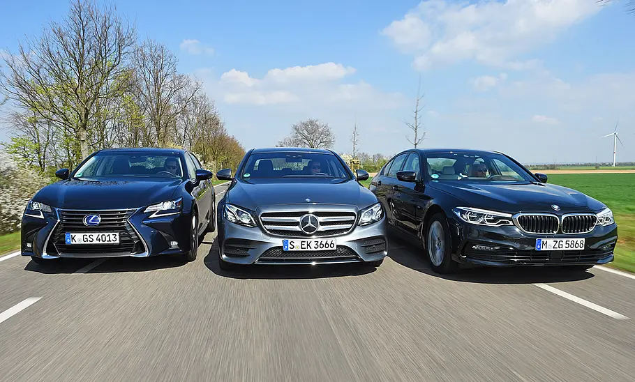 BMW 540i xDrive/Lexus GS 450h/Mercedes E 400 BMW 540i xDrive/Lexus GS 450h/Mercedes E 400