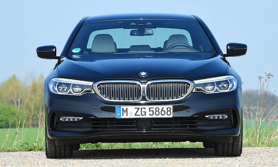 BMW 540i xDrive BMW 540i xDrive