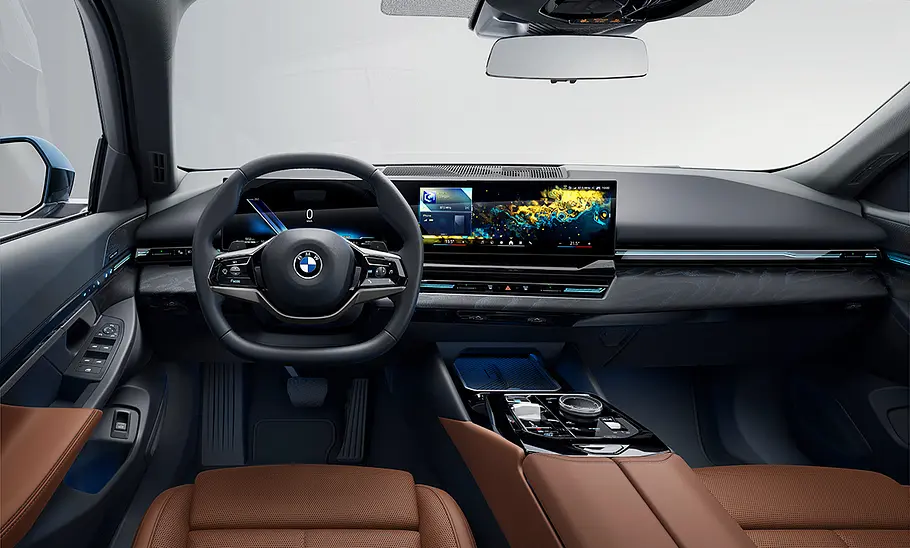 Cockpit des BMW 5er Touring (2024)