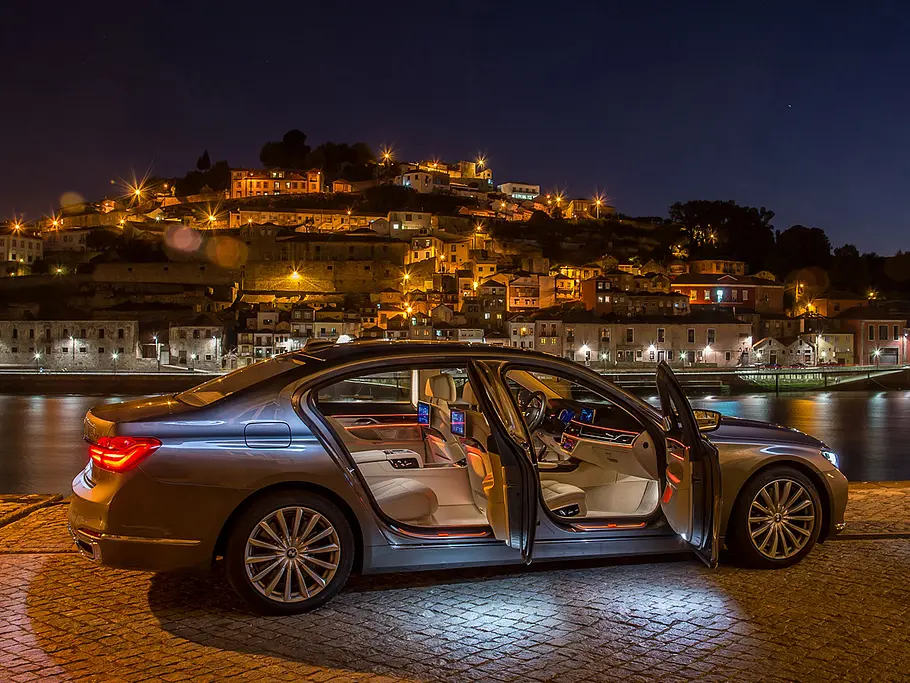 BMW 750d (2016)