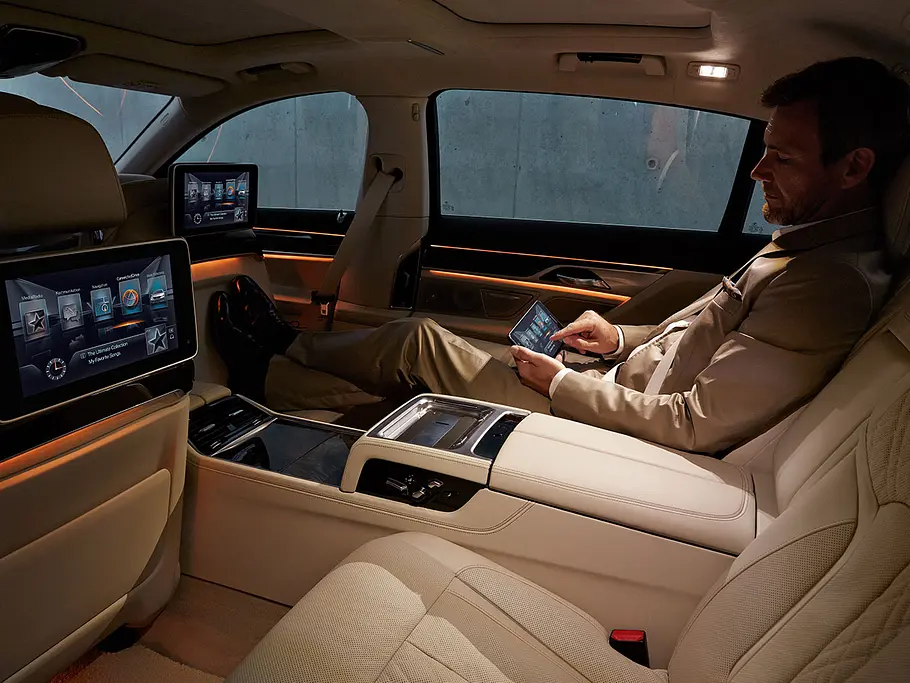 BMW 750d (2016)