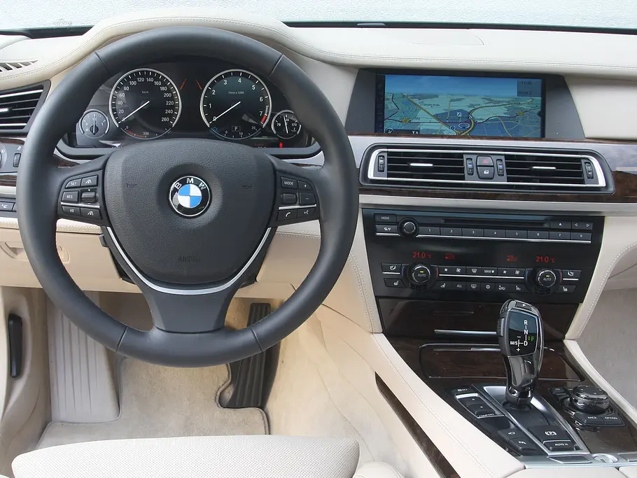 BMW 760 Li BMW 760 Li - Cockpit