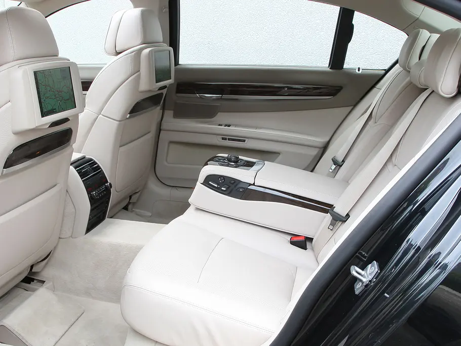 BMW 760 Li BMW 760 Li - Fond
