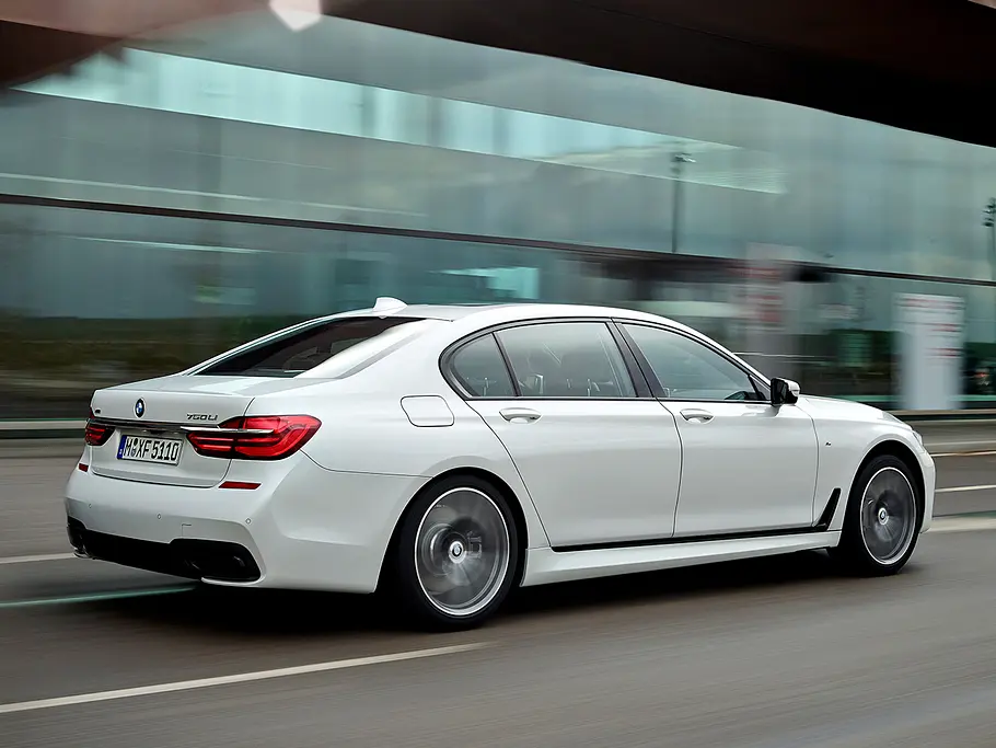 BMW 7er 2015 mit M Sportpaket BMW 7er 2015 IAA Luxusklasse Luxus-Limousine 730d 740i 750i 740e