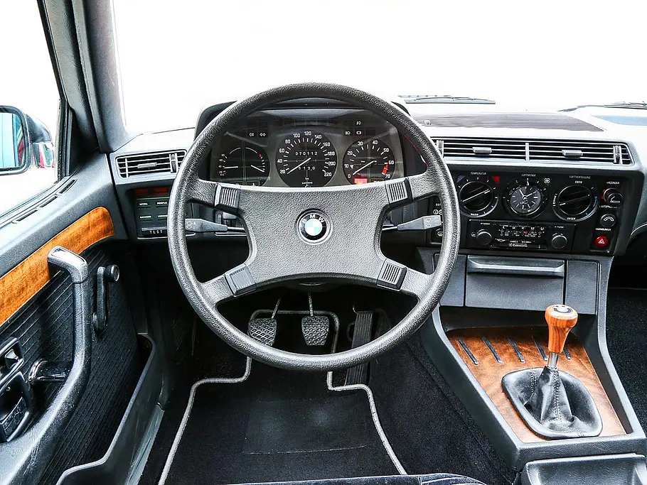 BMW 7er (E23)
