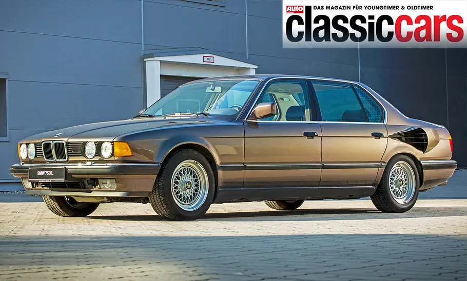 BMW 735iL V16 Goldfisch Der BMW 735iL V16 Goldfisch stehend von vorne.