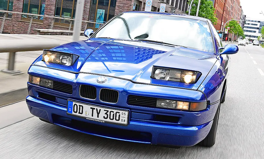 BMW 850 CSi (E31) BMW 850 CSi (E31)