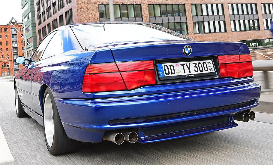 BMW 850 CSi (E31) BMW 850 CSi (E31)