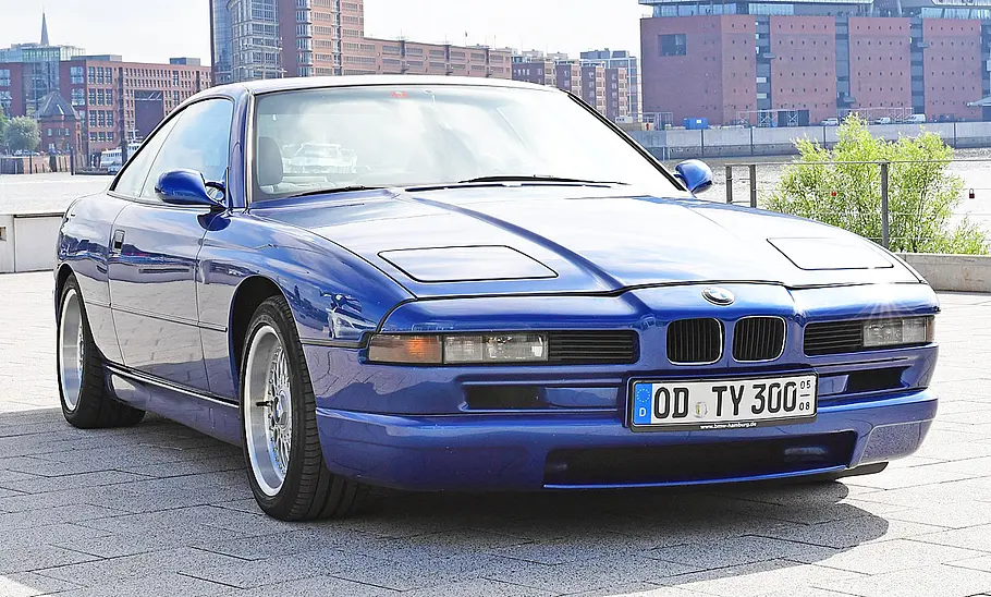 BMW 850 CSi (E31) BMW 850 CSi (E31)