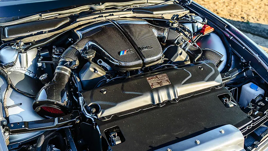 Der Motor des BMW 858 CSL.