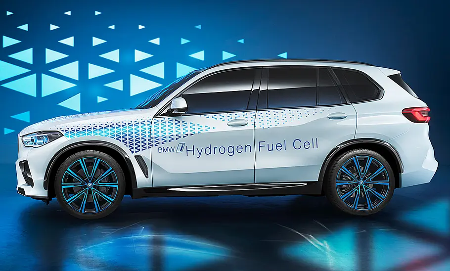 BMW i Hydrogen Next (2022) BMW i Hydrogen Next (2022)