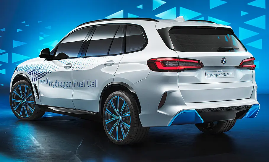 BMW i Hydrogen Next (2022) BMW i Hydrogen Next (2022)