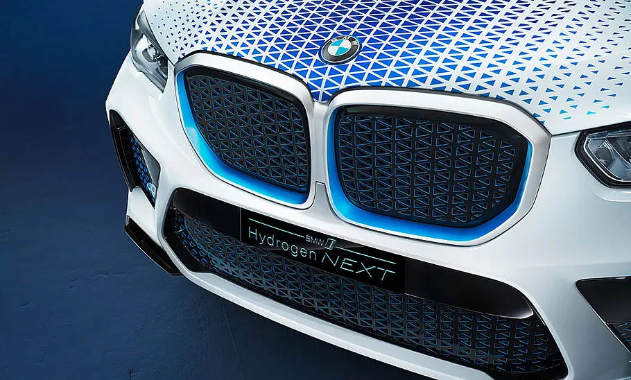 BMW i Hydrogen Next (2022) BMW i Hydrogen Next (2022)