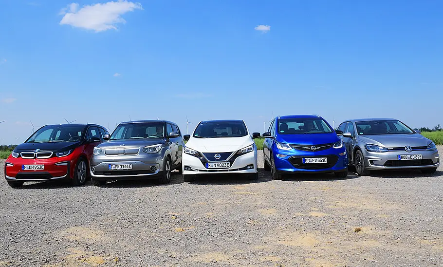 BMW i3s/Kia Soul EV/Nissan Leaf/Opel Ampera-e/VW e-Golf BMW i3s/Kia Soul EV/Nissan Leaf/Opel Ampera-e/VW e-Golf