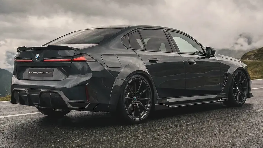 BMW i3 Widebody Der BMW i3 Widebody stehend von hinten.
