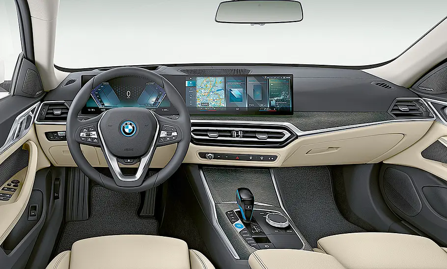 BMW i4 (2021) BMW i4 (2021)
