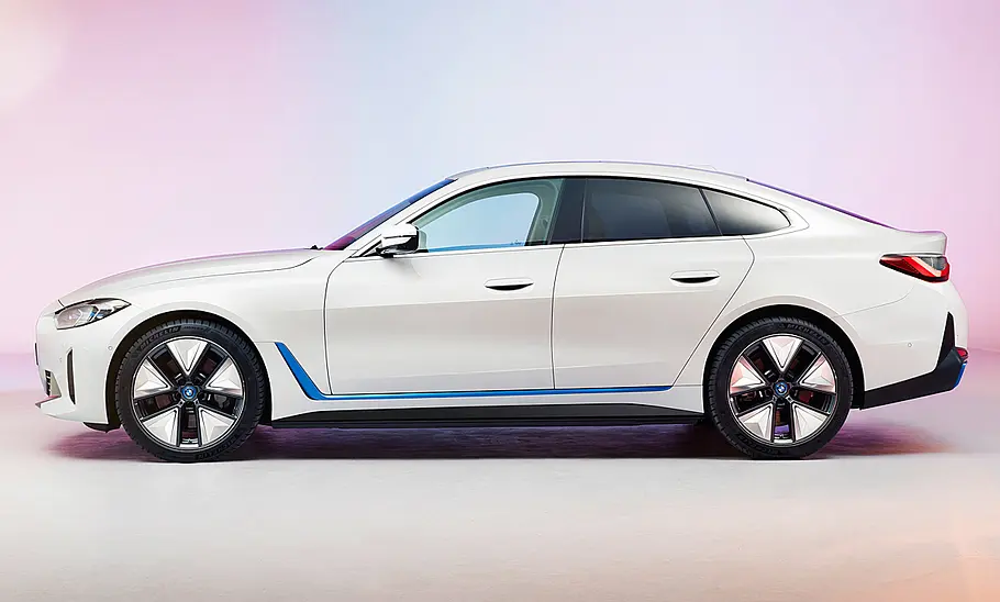 BMW i4 (2021) BMW i4 (2021)