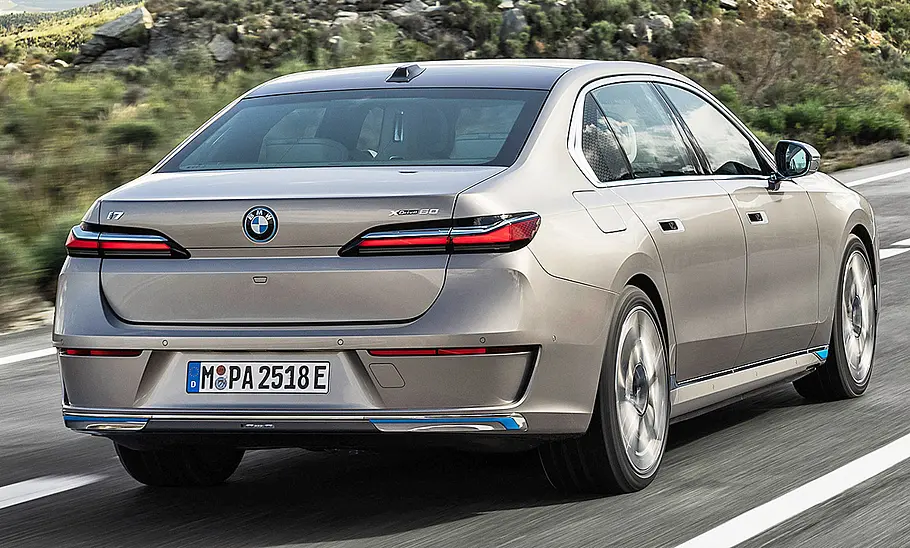 BMW i7 (2022) BMW i7 (2022)