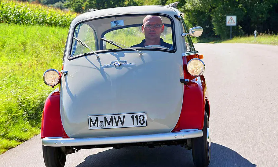 BMW Isetta BMW Isetta: Classic Cars