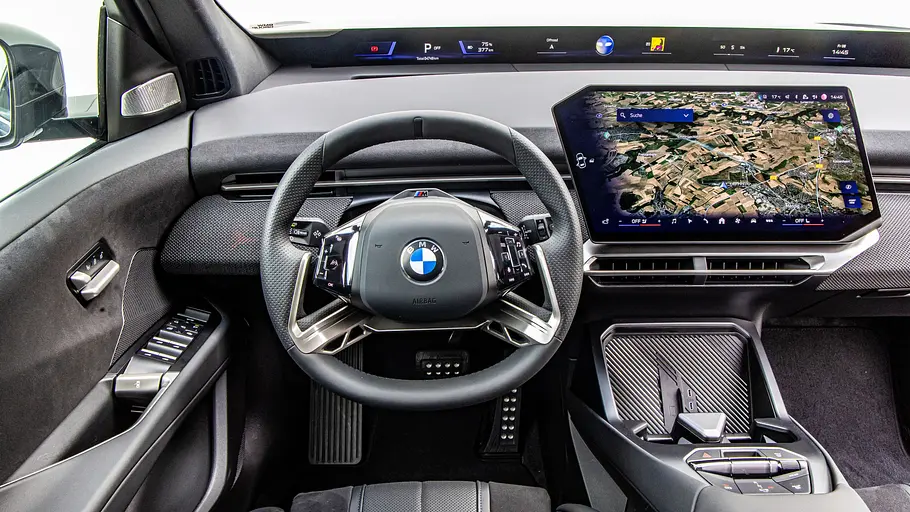 BMW iX3 Das Cockpit des BMW iX3.
