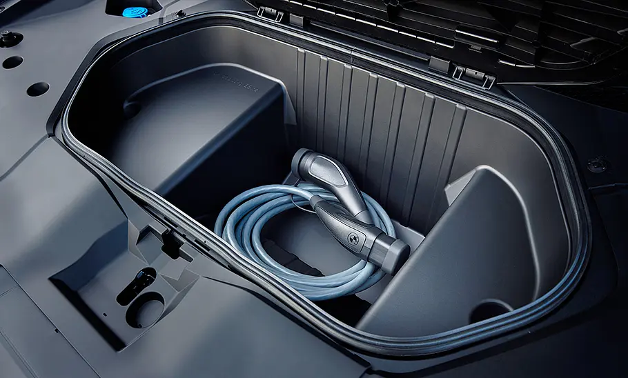 Der Frunk des BMW iX3 (2026).