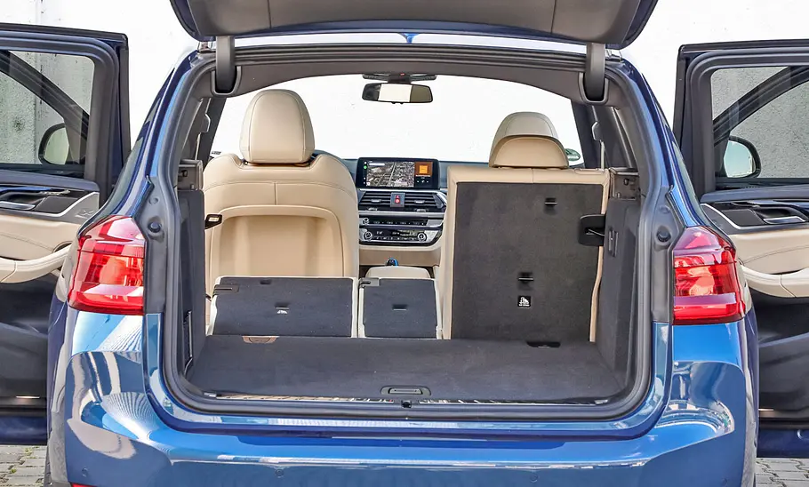 BMW iX3 BMW iX3